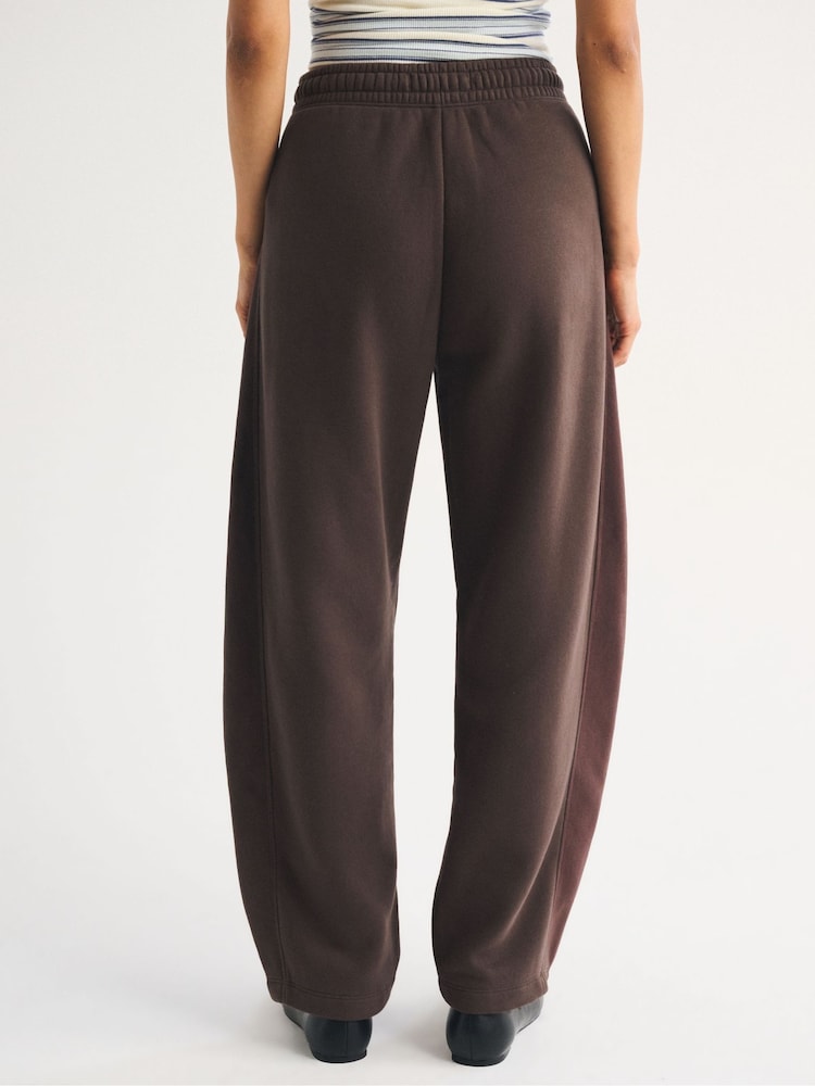 Abercrombie & Fitch Brown Exposedd Seam Barrel Joggers - Image 2 of 5