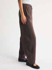 Abercrombie & Fitch Brown Exposedd Seam Barrel Joggers - Image 3 of 5