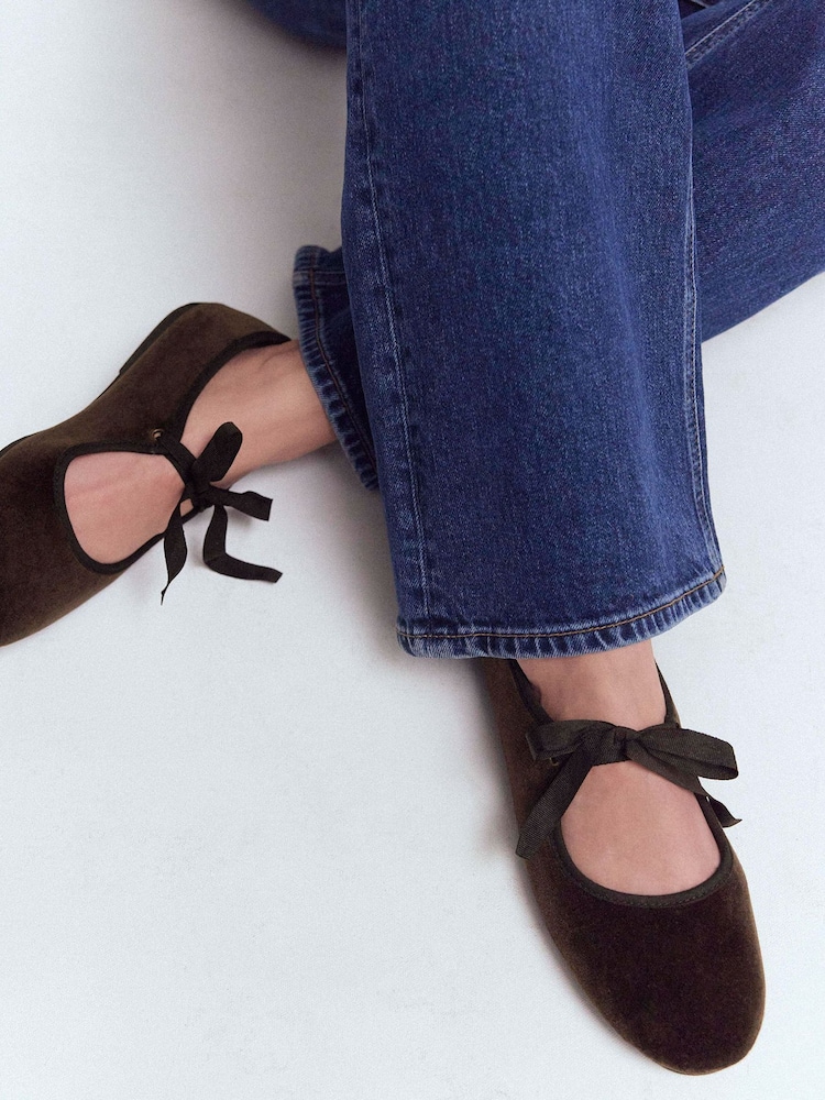 Boden Brown Flexi Tie Mary Janes Shoes - Image 1 of 5