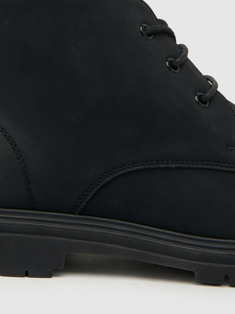 Schuh Grayson Chukka Boots - Image 4 of 4