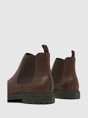 Schuh Dalton Chelsea Boots - Image 4 of 4