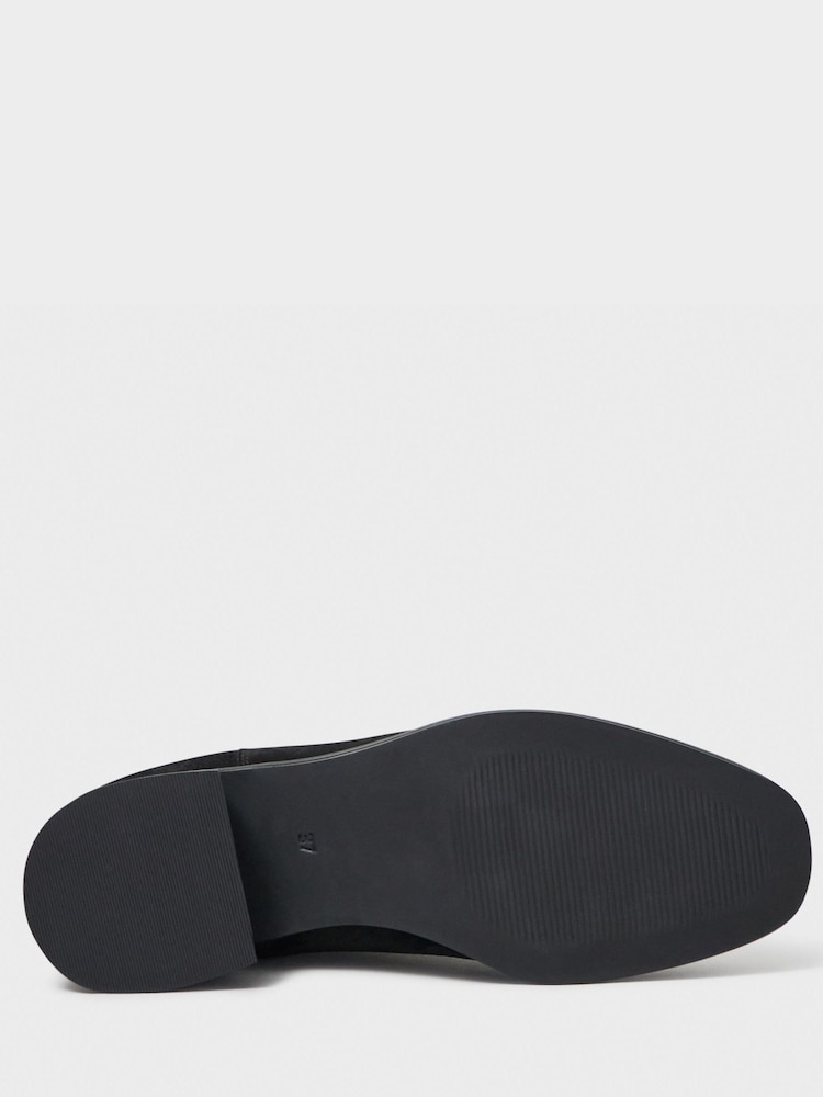Crew Clothing Black Low Heel Chelsea Boots - Image 4 of 4