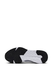 Nike White Run Defy Road Running Trainers - Image 9 of 9