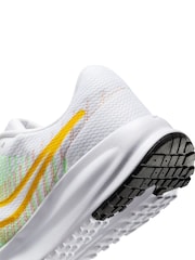 Nike Yellow/White Run Defy Road Running Trainers - Image 9 of 10