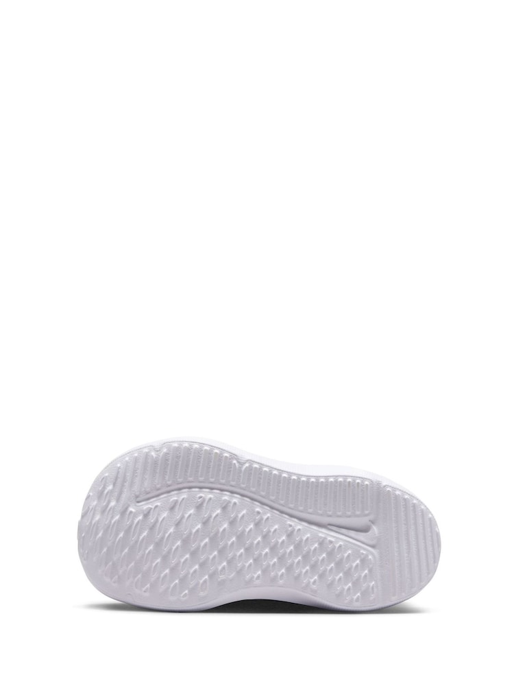 Nike Fuschia Pink/Black Infant Cosmic Running Trainers - Image 8 of 11