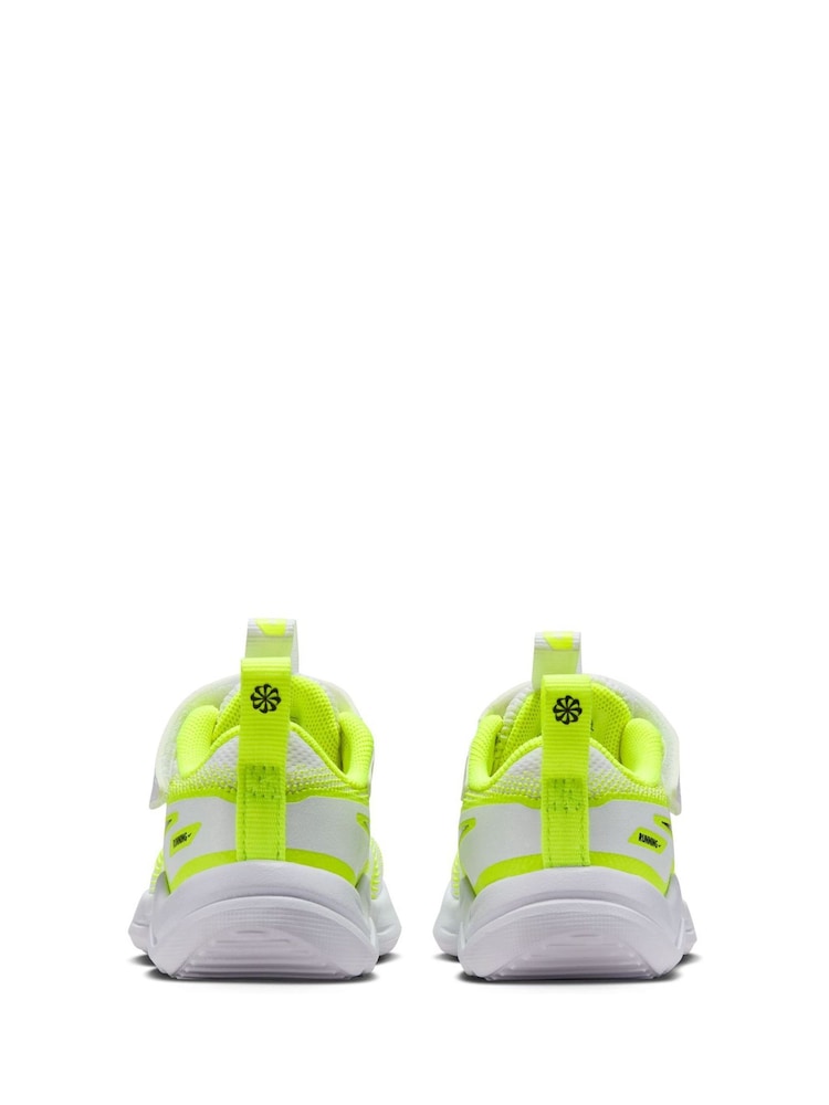 Nike White Volt Infant Cosmic Running Trainers - Image 4 of 11