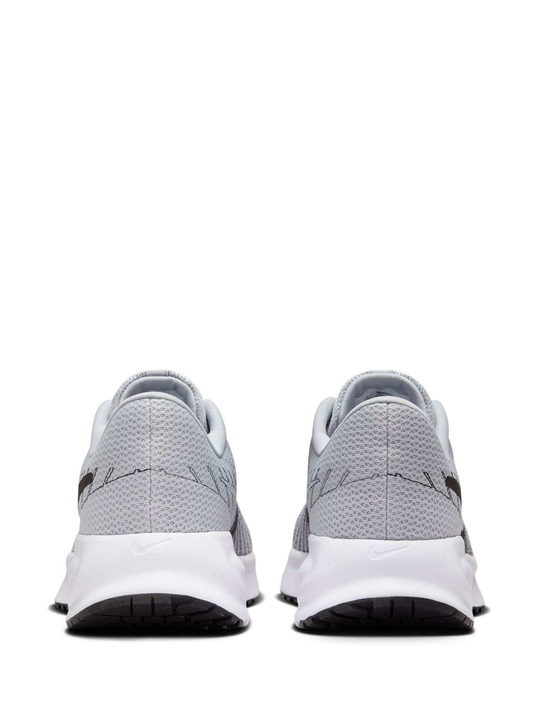 grey nike running trainers