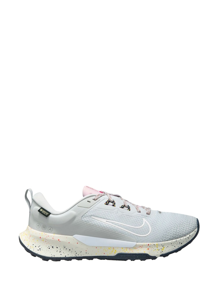 Nike White Juniper 2 GORE-TEX Trail Running Trainers - Image 1 of 4
