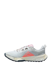 Nike White Juniper 2 GORE-TEX Trail Running Trainers - Image 2 of 4
