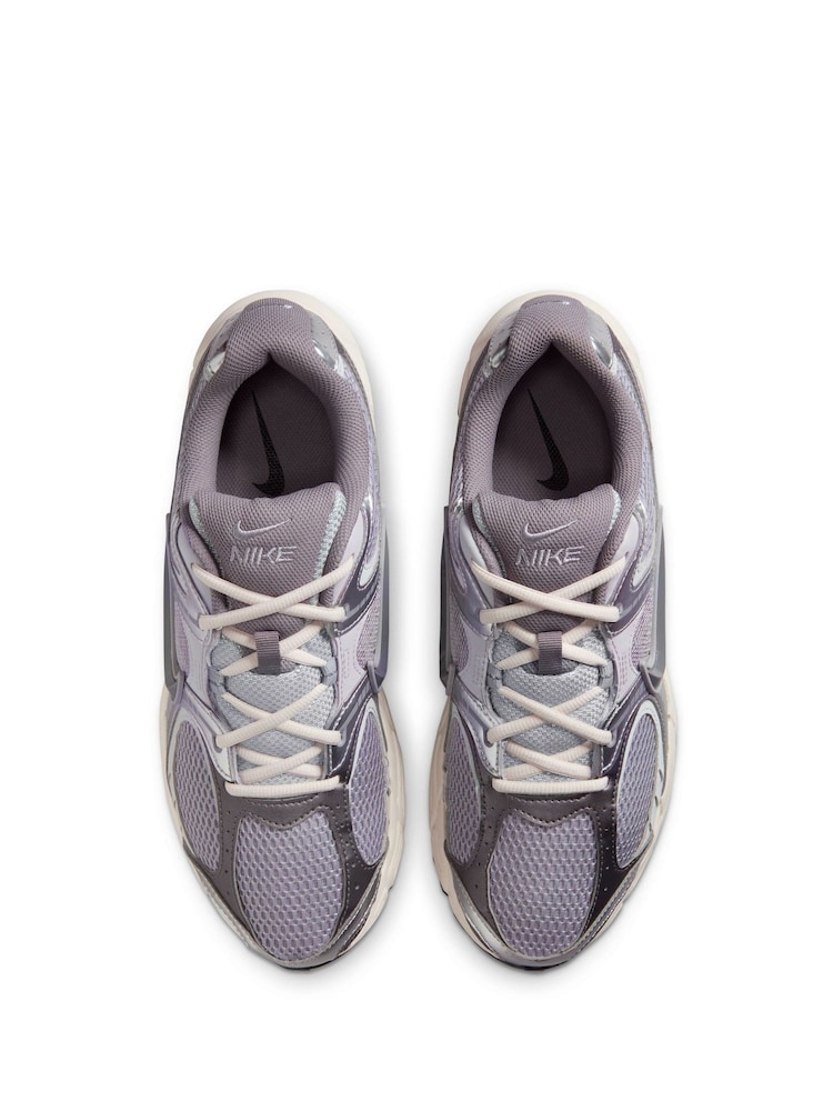 Nike Grey White V5 Runner Trainers - Image 12 of 12