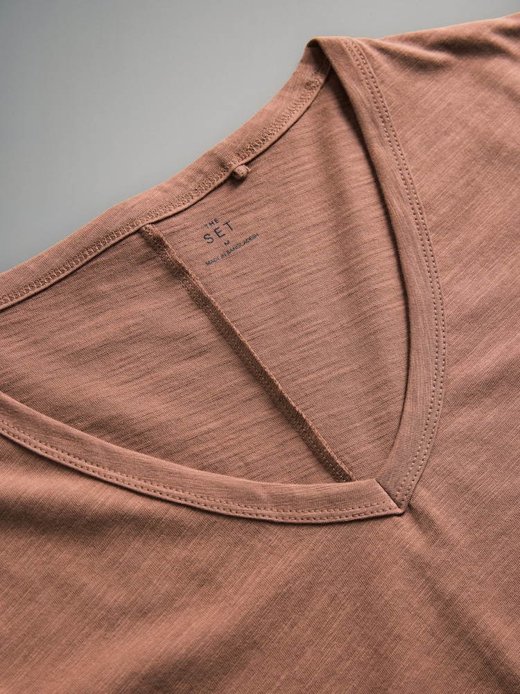 The Set Black/Clay/Cream Slub 100% Cotton V-Neck T-Shirts 3 Pack - Image 19 of 20