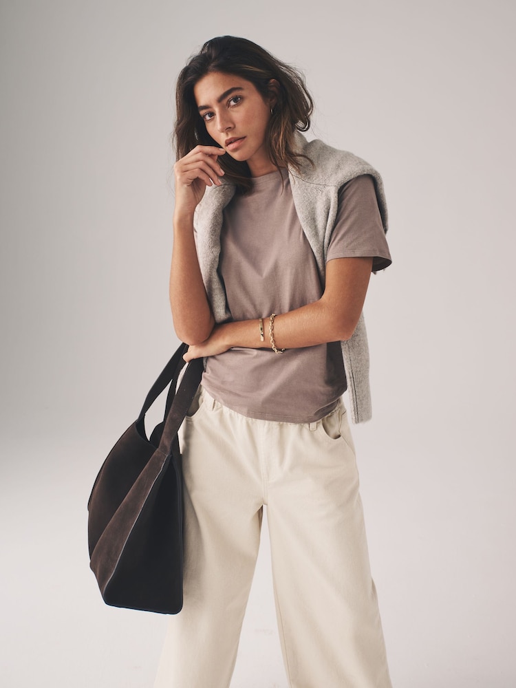 Schwarz/Weiß/Taupe Braun - The Set – Kurzarm-T-Shirts aus 100 % Baumwolle in Relaxed-Fit, 3er-Pack - Bild 1 von 12 Schwarz/Weiß/Taupe Braun - The Set – Kurzarm-T-Shirts aus 100 % Baumwolle in Relaxed-Fit, 3er-Pack - Bild 1 von 12