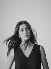 The Set Black/Clay Stripe 2 Pack V-Neck Shift Dress with Linen - Image 5 of 6