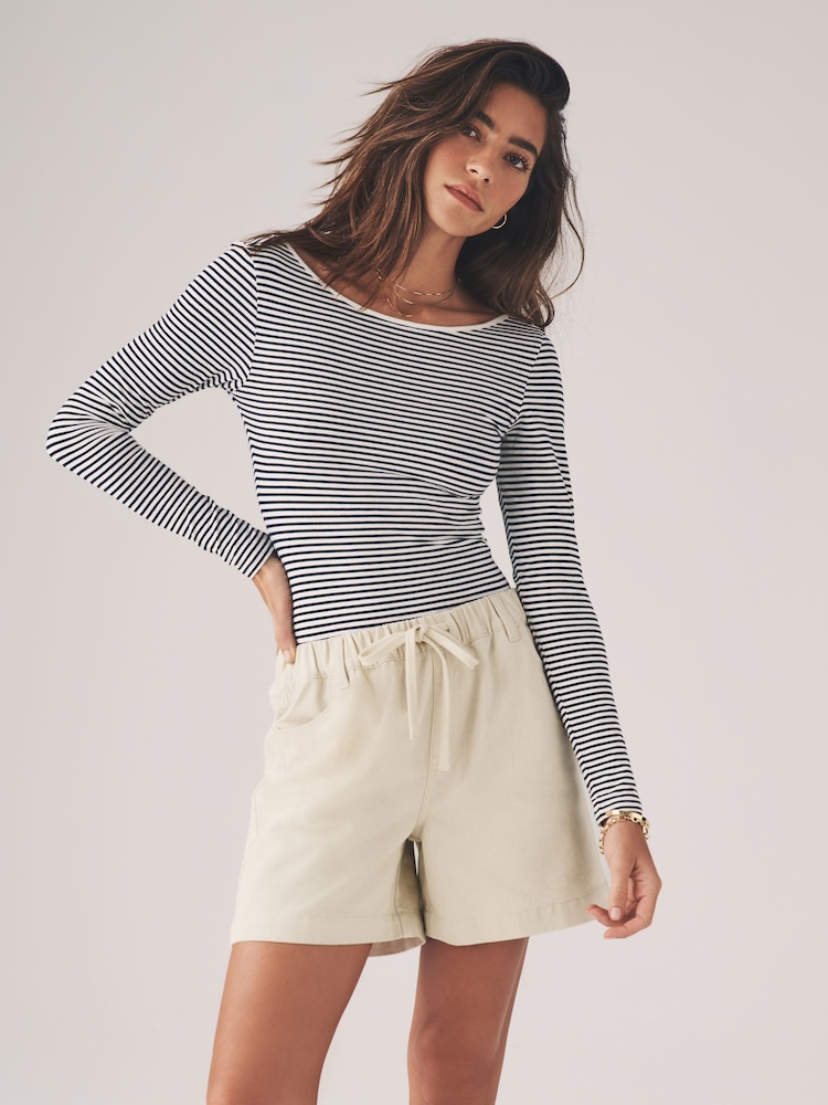 The Set Ecru/Washed Grey 2 Pack Pull On Loose Denim Shorts - Image 2 of 11