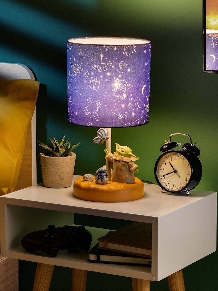 The Mandalorian Grogu Star Wars Diorama Lamp - Image 1 of 4