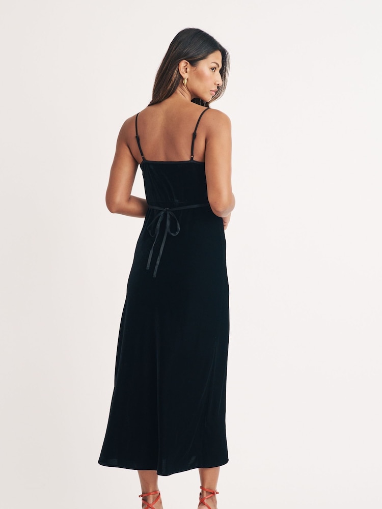 Nobodys Child Velvet Cowl KneckTrixie Midaxi Dress - Image 2 of 5