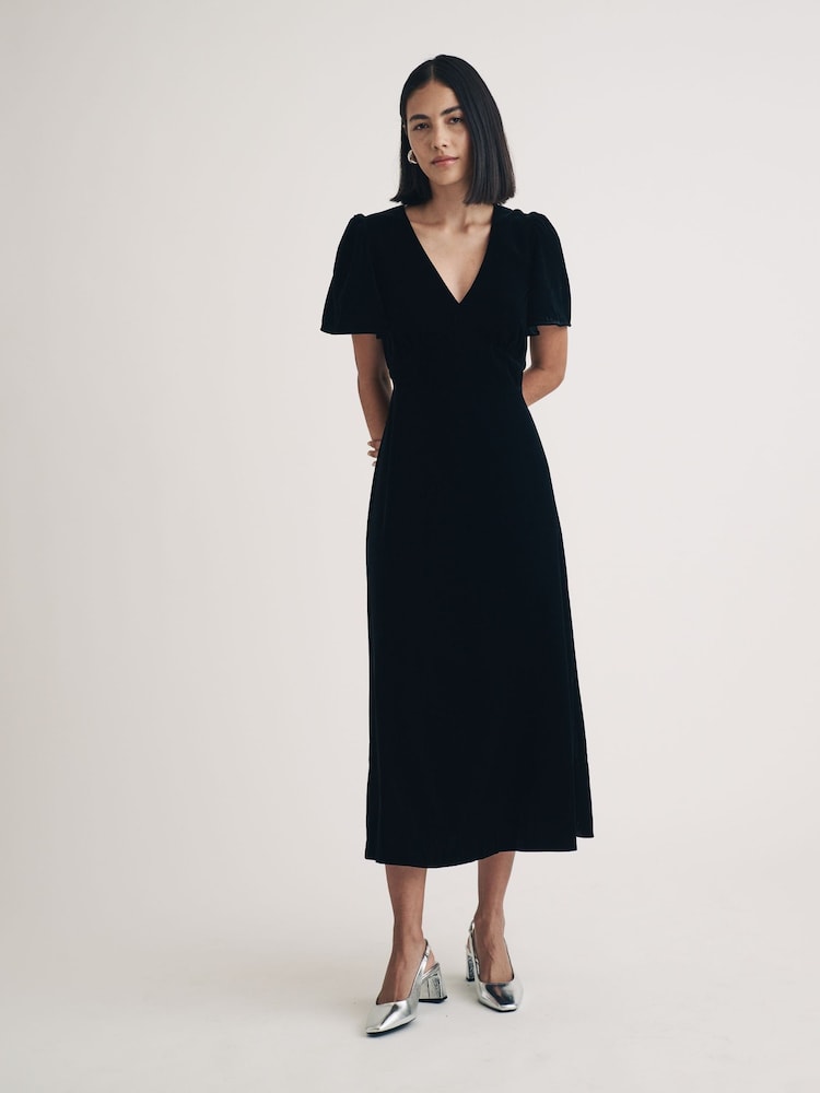 Nobodys Child – Atlas – Midaxi-Samtkleid - Bild 1 von 5 Nobodys Child – Atlas – Midaxi-Samtkleid - Bild 1 von 5