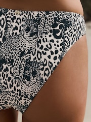 B by Ted Baker Black/White Leopard High Leg Bikini Briefs - Image 3 de 6