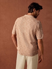 Clay Orange - Regular Fit Cotton Rich Short Sleeve Trophy Knit Polo Shirt - صورة 4 من 10