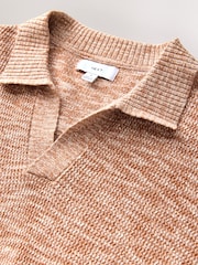 Clay Orange - Regular Fit Cotton Rich Short Sleeve Trophy Knit Polo Shirt - صورة 9 من 10