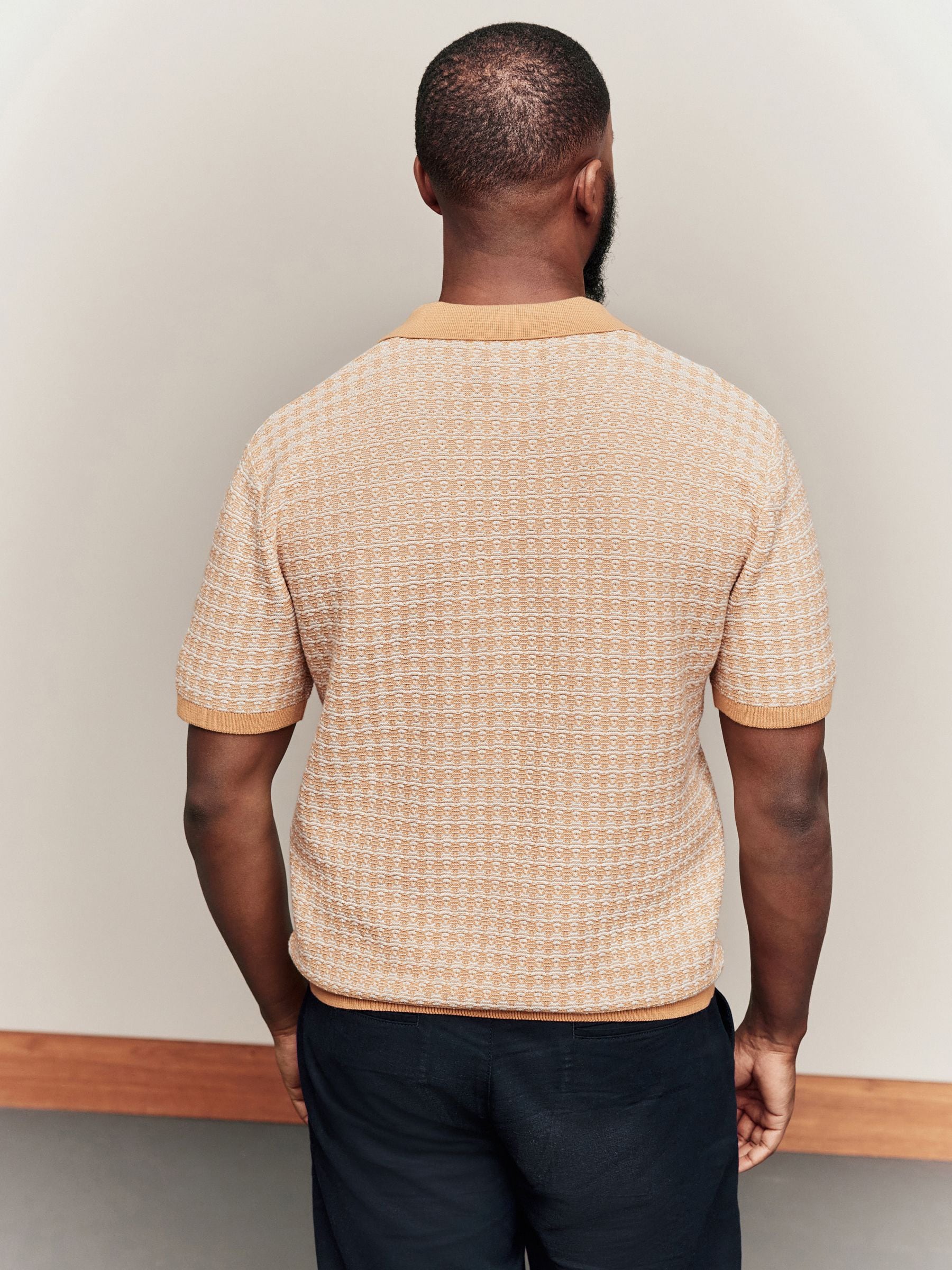 Buy Yellow/White Regular Fit Short Sleeve Geometric Pattern