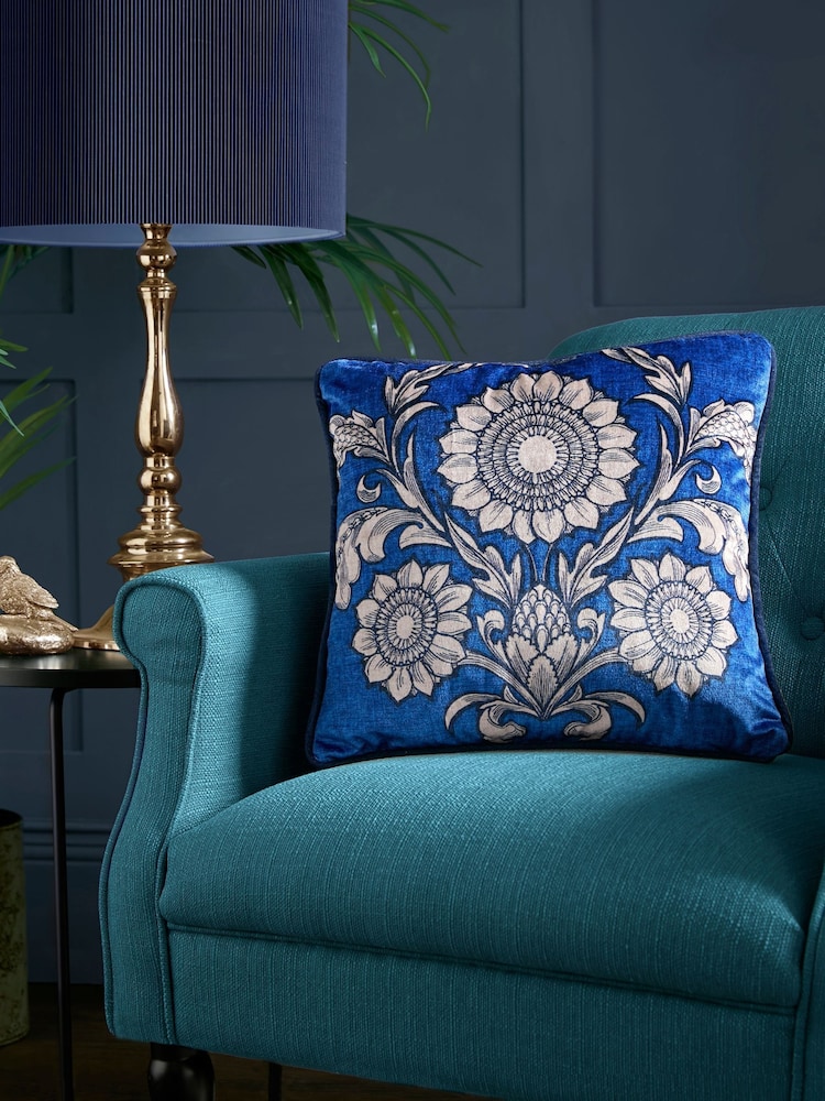 Бархатная подушка Laurence Llewelyn-Bowen Romilly - Изображение 1 из 3 Бархатная подушка Laurence Llewelyn-Bowen Romilly - Изображение 1 из 3