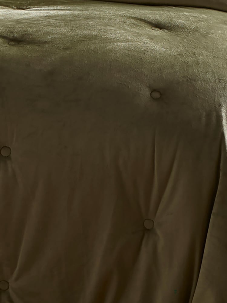 Appletree Olive Austell Velvet Bedspread - Image 3 of 3 Appletree Olive Austell Velvet Bedspread - Image 3 of 3