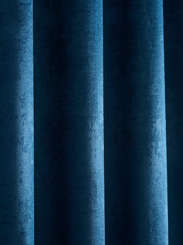 Fusion Strata Room Darkening Woven Pair of Eyelet Curtains - Image 3 of 3