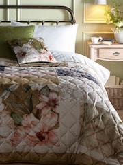 Appletree Green Velvet Elswyth Bedspread - Image 2 of 3