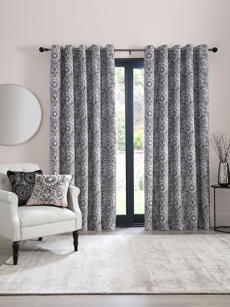 Laurence Llewelyn-Bowen Romilly Blackout Par Eyelet Zavese - Slika 2 iz 3 Laurence Llewelyn-Bowen Romilly Blackout Par Eyelet Zavese - Slika 2 iz 3