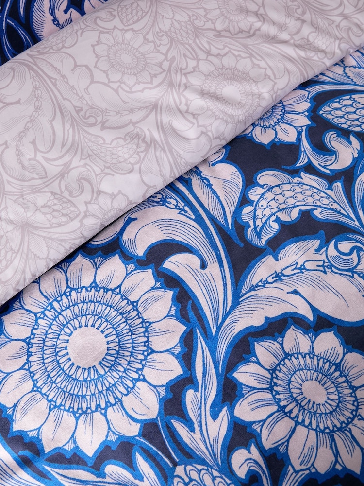Laurence Llewelyn-Bowen Romilly Jacquard Duvet Cover Set - Image 3 of 4