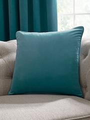 Laurence Llewelyn-Bowen Montrose Velvet Filled Cushion - Изображение 1 из 1