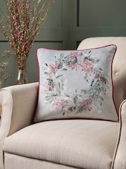 Dreams & Drapes Winter Sprigs Velvet Filled Cushion - Imagem 1 de 4