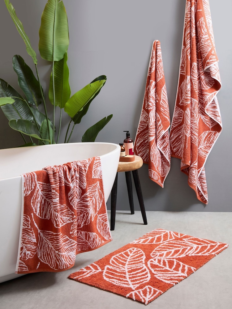 Fusion Terracotta Matteo Jacquard Bath 100% Cotton Towel - Image 2 of 3