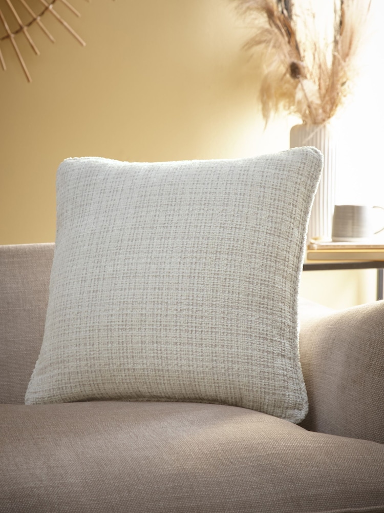 Appletree Alba Textured Chenille Filled Cushion - Изображение 1 из 4