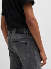 Серебряный - BOSS Slim Fit Delaware Comfort Stretch Denim Jeans - Image 4 of 5