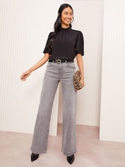 أسود - Friends Like These Flutter Sleeve Blouse - صورة 3 من 4