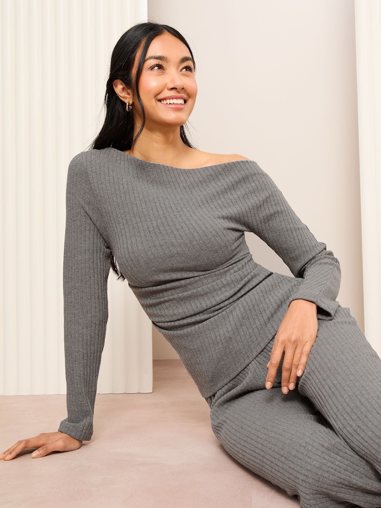 Friends Like These Grey Long Sleeve Off the Shoulder Ribbed Jersey Top - Image 1 of 4 Friends Like These Grey Long Sleeve Off the Shoulder Ribbed Jersey Top - Image 1 of 4