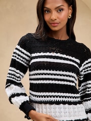 Monocromático - Lipsy Crochet Summer Stitch Pointelle Knit Long Sleeve Top - Imagen 3 de 4