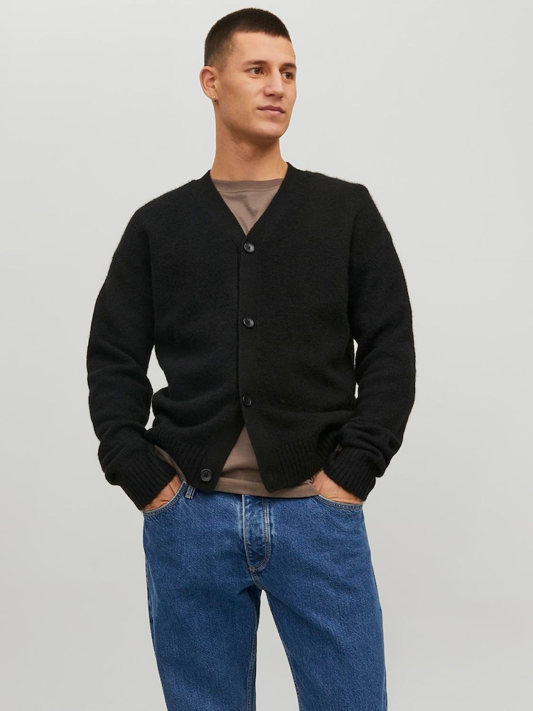 črna - Pletena jopica Jack & Jones - Slika 1 iz 6 črna - Pletena jopica Jack & Jones - Slika 1 iz 6