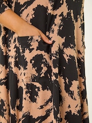 Roman Natural Curve Abstract Print Pocket Swing Dress - Image 5 of 5