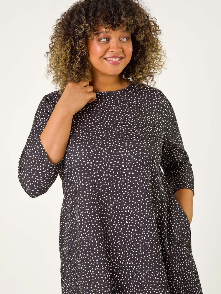 Vestido suelto y elástico con estampado de lunares Curve de Roman - Imagen 2 de 5 Vestido suelto y elástico con estampado de lunares Curve de Roman - Imagen 2 de 5