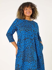Roman Curve Abstract Print Stretch Swing Dress - Imagen 4 de 5