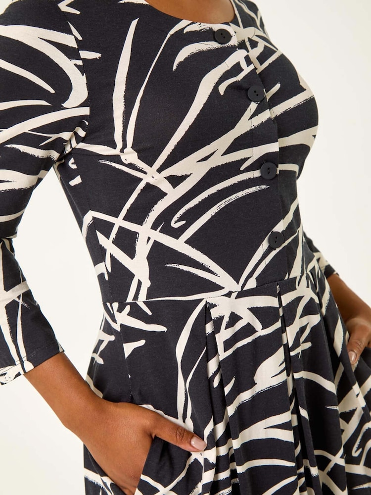 Roman Black Petite Linear Print Button Stretch Midi Dress - Image 5 of 5