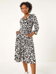 Roman Black Petite Floral Buttoned Dress - Image 3 of 6