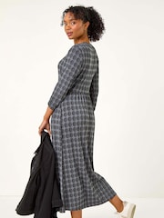 Roman Grey Petite Geometric Spot Midi Dress - Image 3 of 5