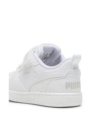 أبيض - حذاء رياضي V6 بقبة منخفضة بتصميم Rebound للجنسين للبيبي من Puma - صورة 3 من 4