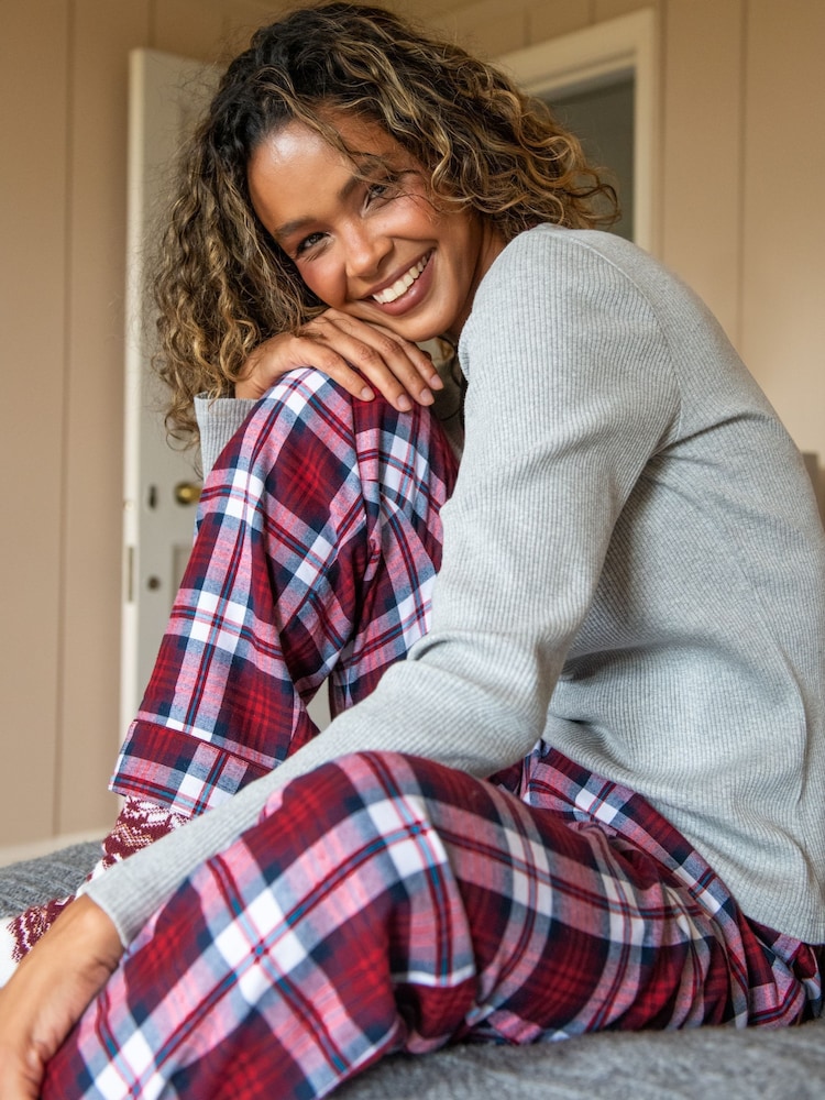 Pour Moi Ensemble pyjama en jersey côtelé avec bordures en dentelle Henleys et pantalon à carreaux - Image 3 of 4