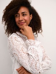 Cream Crtiley Lace Long Sleeve White Blouse - Image 4 of 6