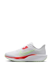 Nike White Quest 6 Road Running Trainers - Image 2 of 11